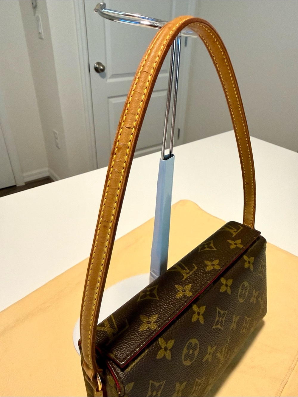 🌹VINTAGE RECITAL PURSE Louis Vuitton - Picture 3 of 17